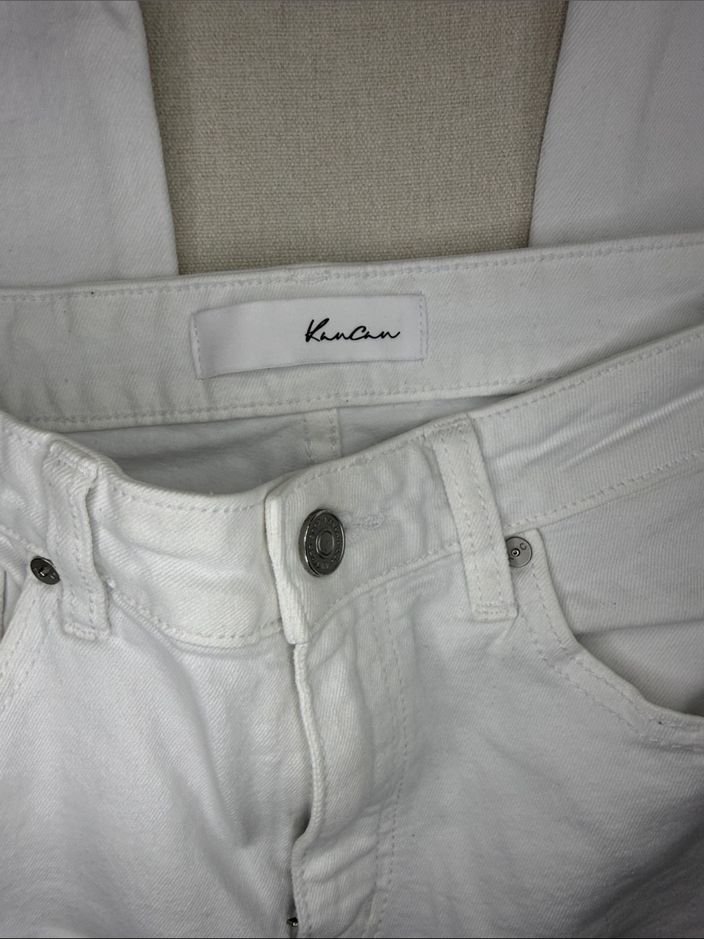 KanCan White Frayed-Hem Straight Leg Jeans - Picture 2 of 8
